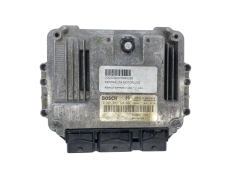 Steuergerät 0281011724 8200311550 8200384493 Renault Bosch 63048