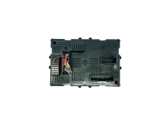 Steuergerät BCM L2CR 19759041 8201054128 Renault 31451