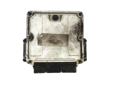 Steuergerät 0281011102 8200153945 8200222133 Renault Bosch 26174