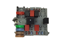 Sicherungskasten Relaiskasten Fiat 51792194 57657 0051792194057657 Lancia 19846