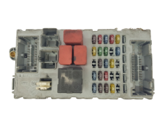 Sicherungskasten Relaiskasten Fiat 51734379 NPL 51733921 CPL Delphi
