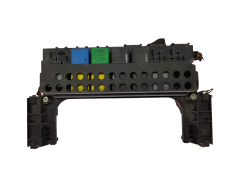 Sicherungskasten Relaiskasten A1695450001 550000570 1418562-1 Mercedes-Benz 20465