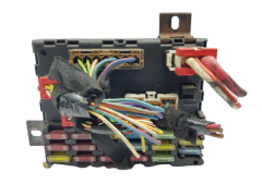 Sicherungskasten Relaiskasten Alfa Romeo 46447809 20173