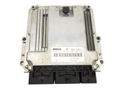Steuergerät 0281032700 237103984R Renault Bosch 27915
