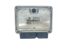 Steuergerät 074906018B 0281010084 VW Bosch 55917