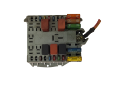 Sicherungskasten Relaiskasten Fiat 46835421 Delphi