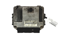 Steuergerät 0281011549 8200310863 8200370779 Renault Bosch 24608