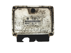 Steuergerät 038906012CM 0281010379 VW Bosch 18902