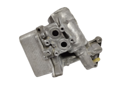 Ölfiltergehäuse 8201005241 2.0 2.3 DCI Renault Mahle