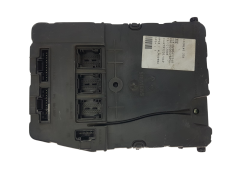 Steuergerät UCH N2 8200412548 S118400150F Renault Siemens 2077