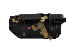 Zamek Drzwi Lewy Tył 913739 Peugeot 306 Kiekert 10711 Zamek Drzwi Lewy Tył 913739 Peugeot 306 Kiekert 10711