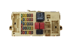 Sicherungskasten Relaiskasten Alfa Romeo 51711428 NPL 46558758 501208570100 19598