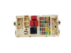 Sicherungskasten Relaiskasten Alfa Romeo 50510079