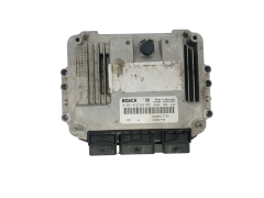 Steuergerät 0281012589 8200527725 8200527756 Renault Bosch 45789