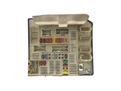 Steuergerät USM C-PFT N3 8200481863-G 519159081 Renault Steuergerät USM C-PFT N3 8200481863-G 519159081 Renault