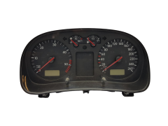 Tacho Kombiinstrument Golf MK4 1J0920802G 0263618033 2555