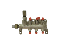 Einspritzleiste Kraftstoffverteiler 7701474017 7701052799 Denso 3.0 DCI Renault Espace 4