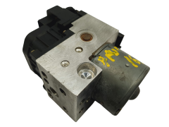 Abs-Pumpe Nissan Primera 476608F815 0265216586 0273004316 63125