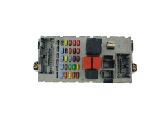 Sicherungskasten Relaiskasten Fiat 51744898 NPL 46520600 Delphi 34855