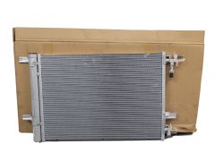 Kondensator Klimaanlage Opel Chevrolet 13377762 1850219 GM Kondensator Klimaanlage Opel Chevrolet 13377762 1850219 GM