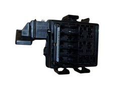 Sicherungskasten Relaiskasten Original 243510001R Renault