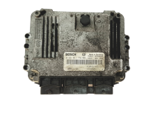 Steuergerät 0281011776 8200391966 8200386508 Renault Bosch 28009