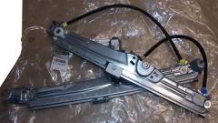 Fensterheber Links Vorne Original 807216427R Renault