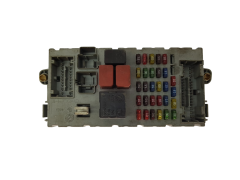 Sicherungskasten Relaiskasten Fiat 46774358 NPL 46774361 CPL Delphi 18899