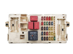 Sicherungskasten Relaiskasten Fiat 51715858 501209300010