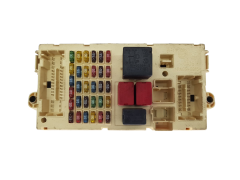 Sicherungskasten Relaiskasten Alfa Romeo 60684629 NPL 46558758 Magneti Marelli