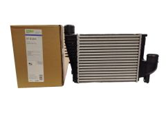 Laderluftkühler Für Citroen Peugeot 818304 9806562180 Valeo