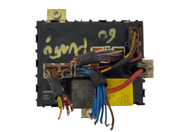 Sicherungskasten Relaiskasten Fiat 46412170 main product photo