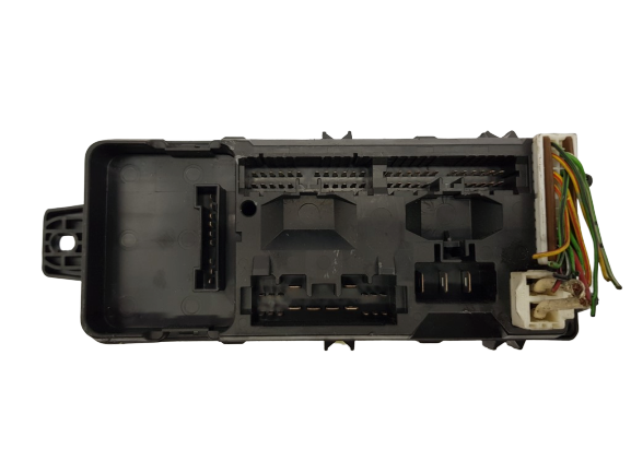 Sicherungskasten Relaiskasten Mitsubishi MR318828 main product photo