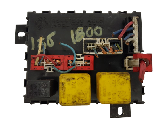 Sicherungskasten Relaiskasten Alfa Romeo 46447809 20176 main product photo