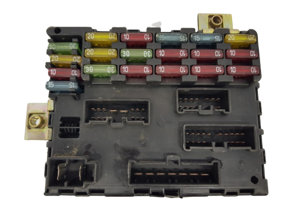 Sicherungskasten Relaiskasten Fiat 46412170 20116 main product photo