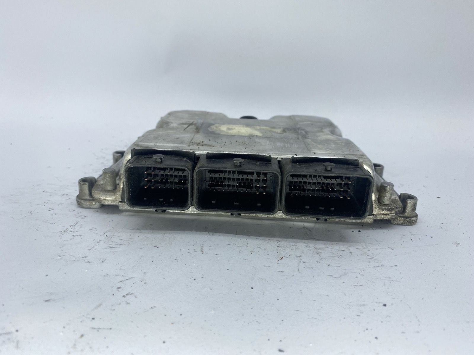 Steuergerät 0281011102 8200153945 8200222133 Renault Bosch 50780 main product photo