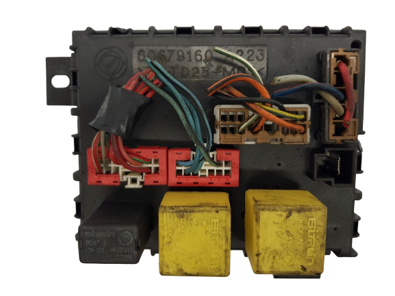 Sicherungskasten Relaiskasten Alfa Romeo 60679160 20178 main product photo