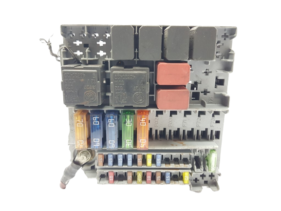 Sicherungskasten Relaiskasten Fiat 46841645 20140 main product photo