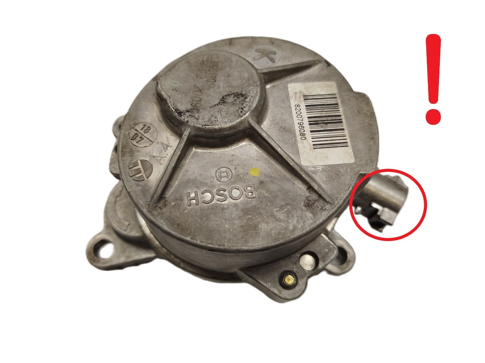 Unterdruckpumpe 8200796080 Renault Nissan 2.0 DCI Bosch main product photo