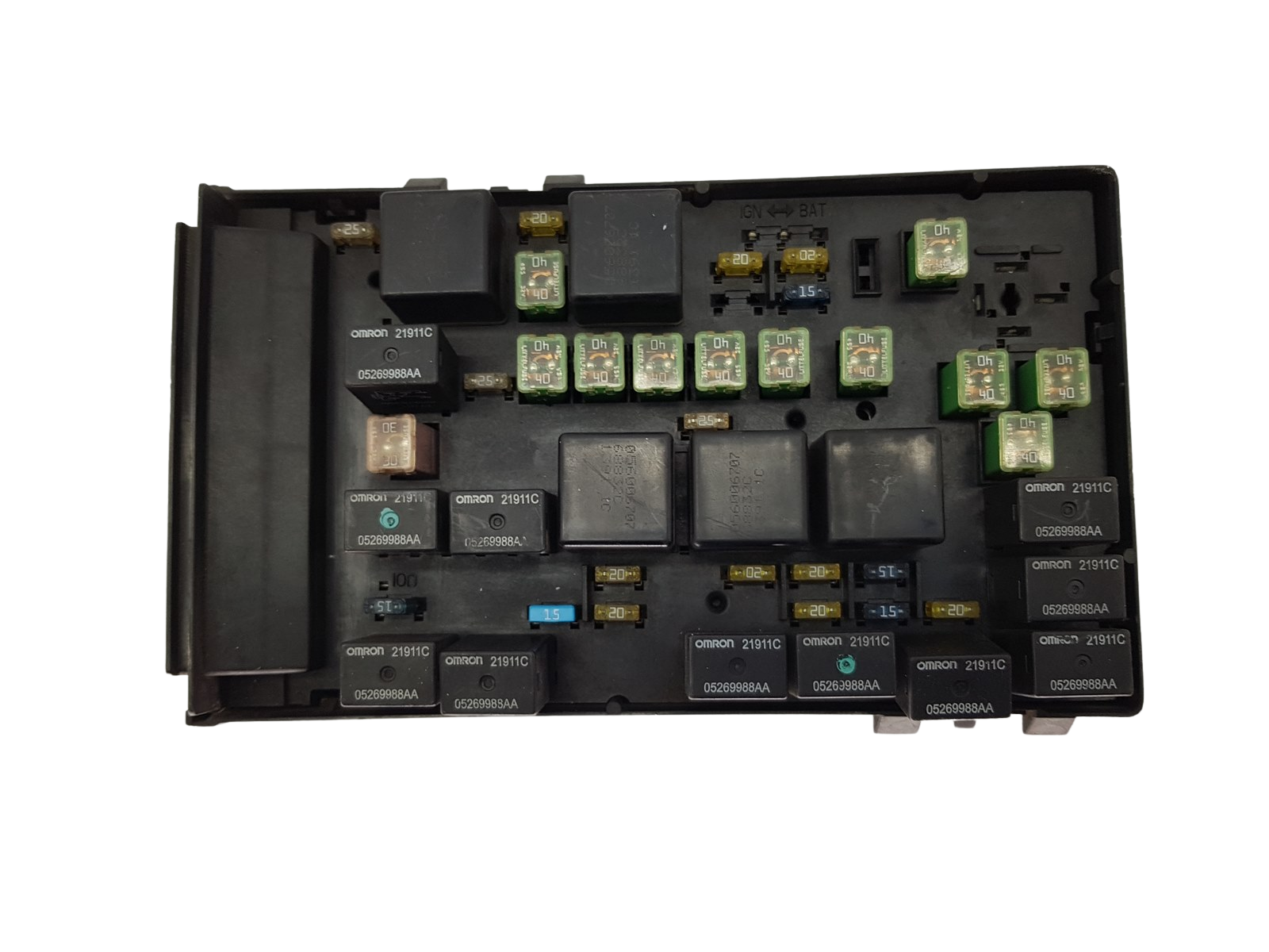 Sicherungskasten Relaiskasten Chrysler 04869204AL 20659 main product photo